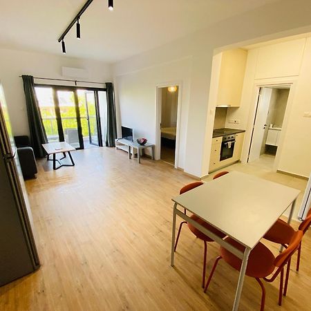 Papadavid Apartments Paphos 外观 照片